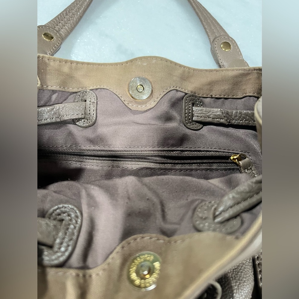 The Sak Gray/Taupe Leather Cinch Crossbody Bag - Picture 10 of 15